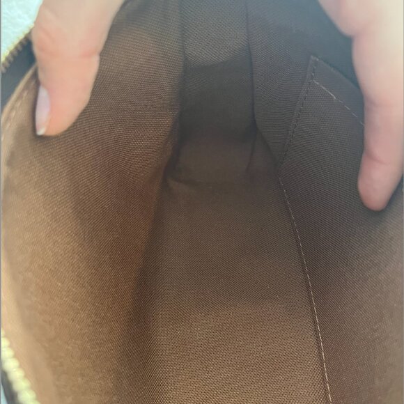 Louis Vuitton Pochette Accessoires w/ Tags PERFECT CONDITION - Picture 14 of 16